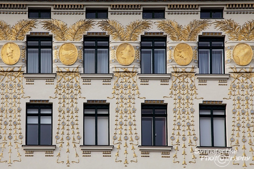 Goldenes Jugendstilhaus Wienzeile