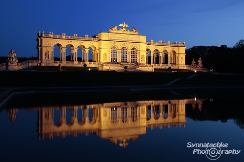 Schloss Schoenbrunn Gloriette Zur Blauen Stunde