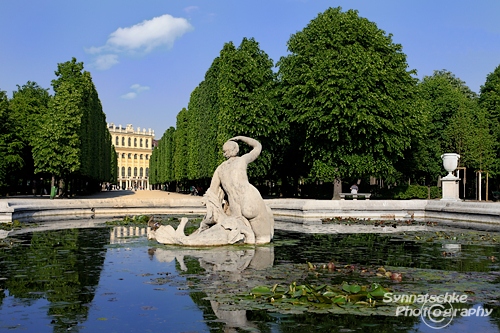 Schloss Schoenbrunn Seitenansicht