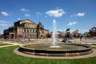 Semperoper Fountain