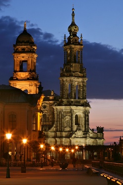 Blue Hour at the Bruehlsche Terrasse