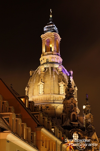 Frauenkirche seen from Muenzgasse