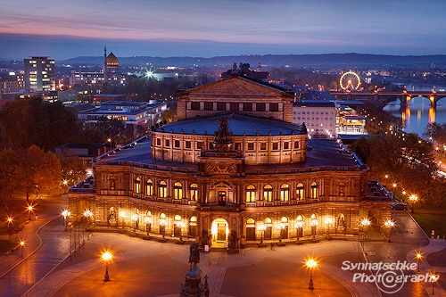 Semperoper seen from Hausmannsturm