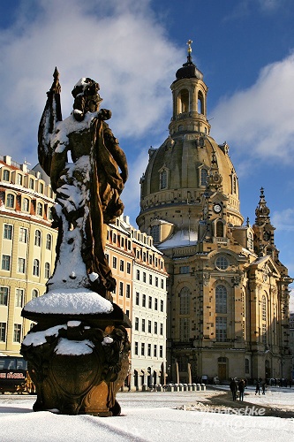 Dresden Frauenkirche Winter