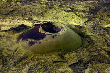 Green Lakagigar Crater