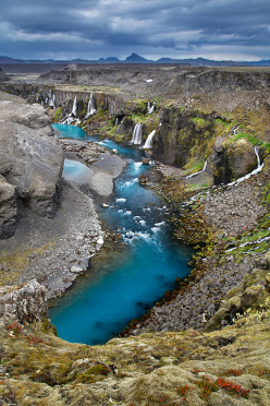 Gorge of Many Waterfalls