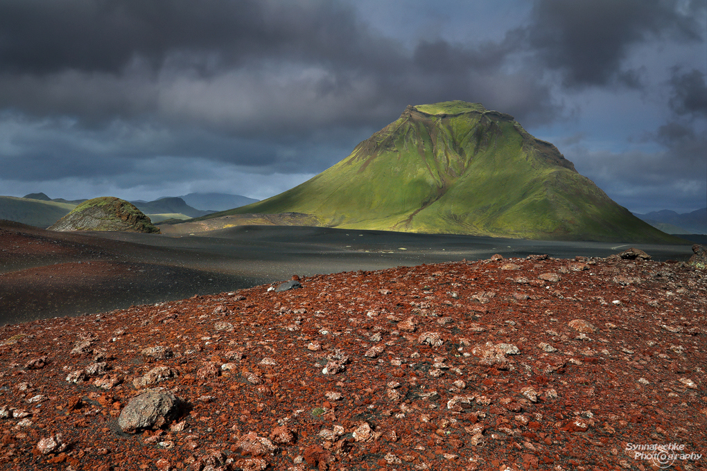 hattafell-red-lava-stones-2