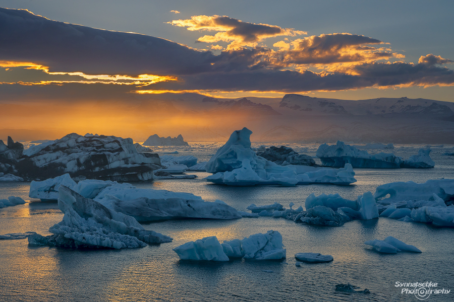 Evening Glow at Jökulsárlón