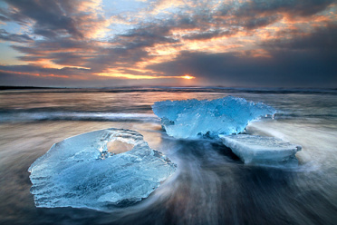 Icebergs at Sunrise near Jokulsarlon Glacier Lagoon
