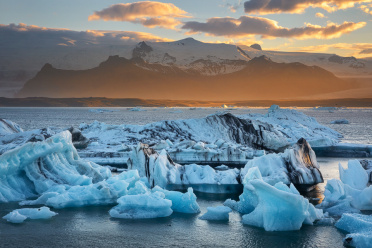 Sunset at Jökulsárlón