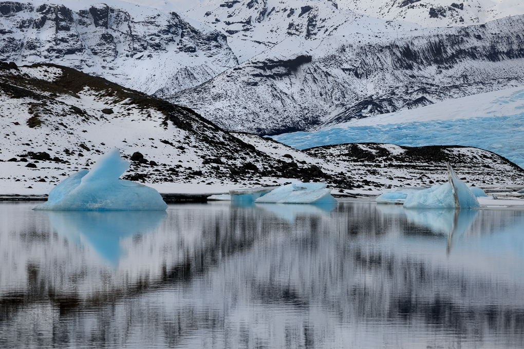 Fjallsarlon Iceberg Reflection