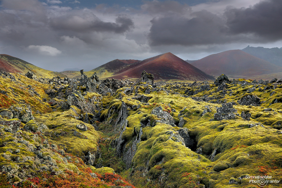 Red crater at Berserkjahraun
