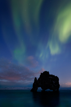 Aurora at Hvitserkur