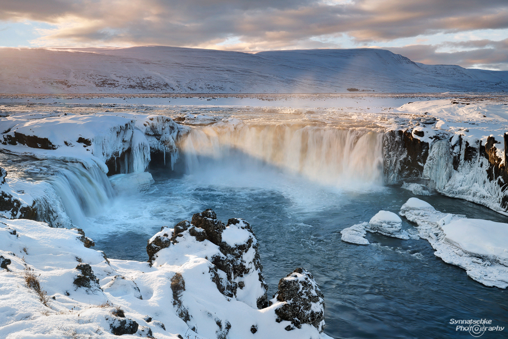 godafoss-beams-1