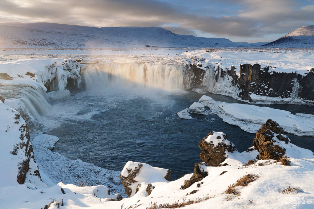 godafoss-beams-2