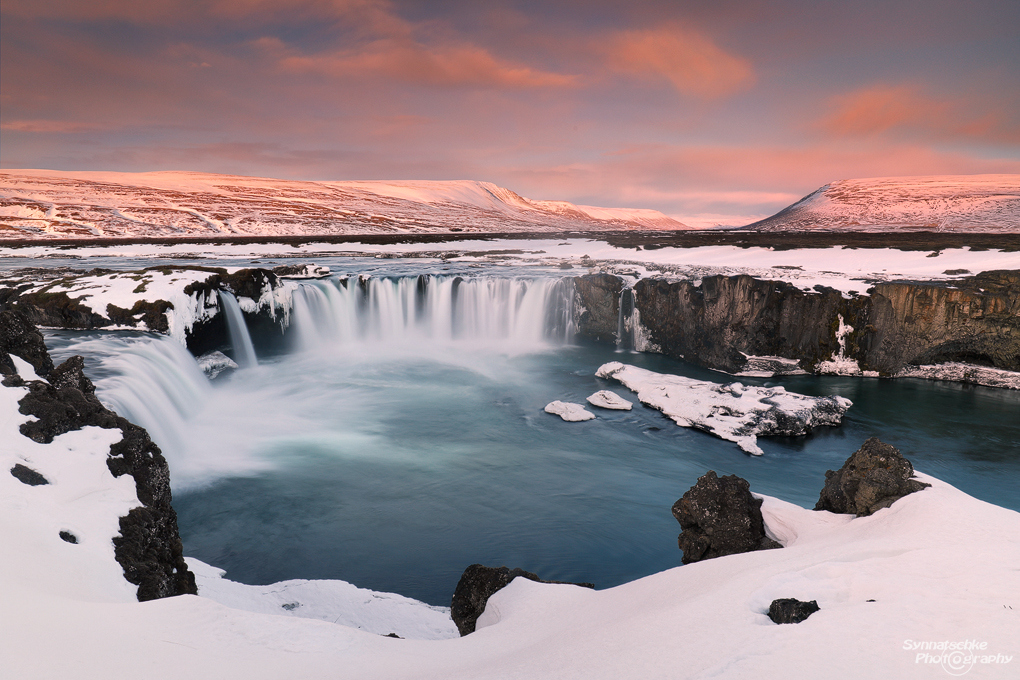 godafoss-winter-dramatic-sunrise