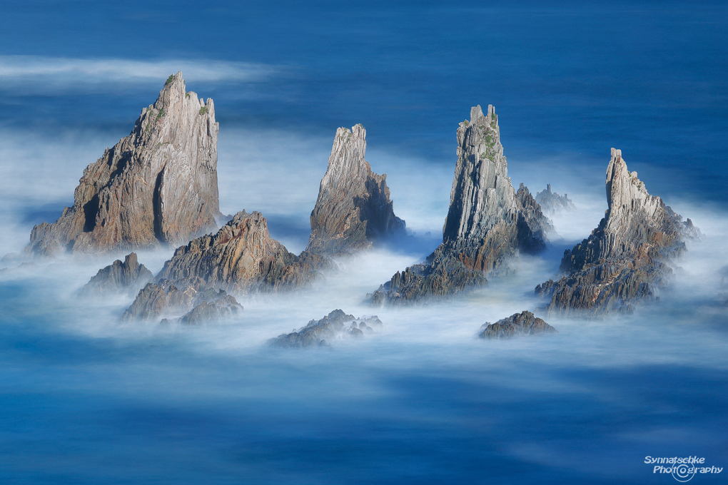 gueirua-sea-stacks