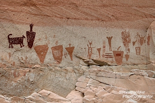 Horseshoe Shelter Pictographs