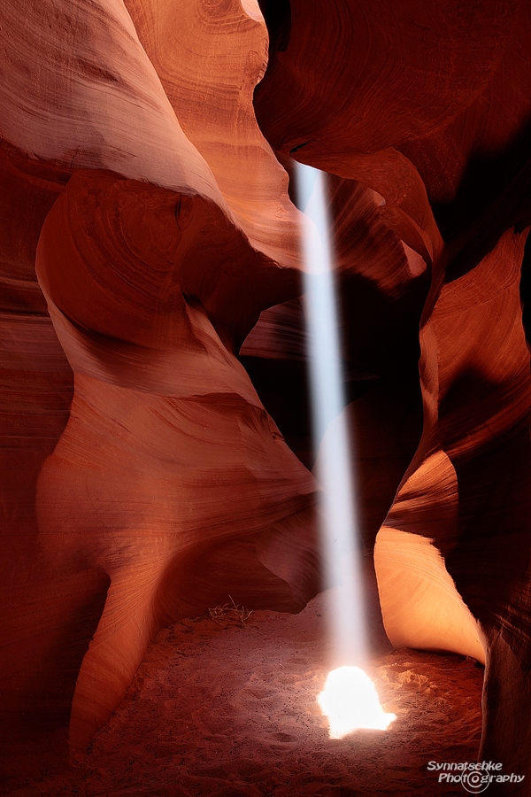 Upper Antelope Canyon Beam