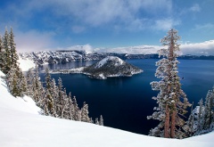 Snow at Crater Lake