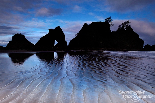 Triangle Arch at Shi Shi